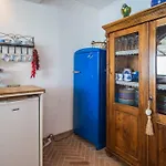 I Delfini House * بوسيتانو