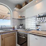 I Delfini House شقة *