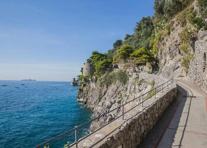 I Delfini House Позитано